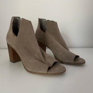 Steve Madden Taupe Suede Nello Bootie